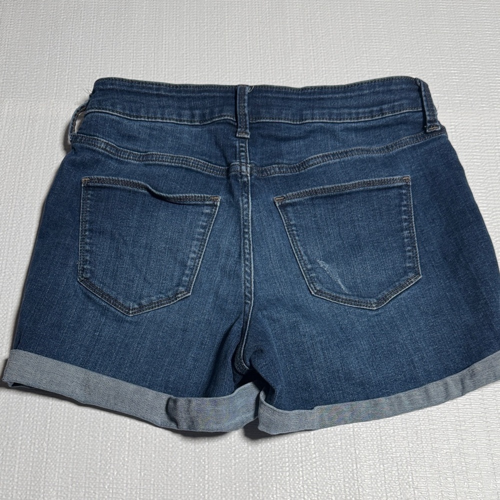 Universal Thread Blue Distressed Jean Shorts size 6/28 - Picture 4 of 4